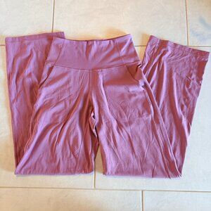 EUC Lululemon Groove Hi- Rise Flare Pant sz 4